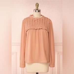 Molly Bracken chiffon long-sleeve blouse in peach, US size M